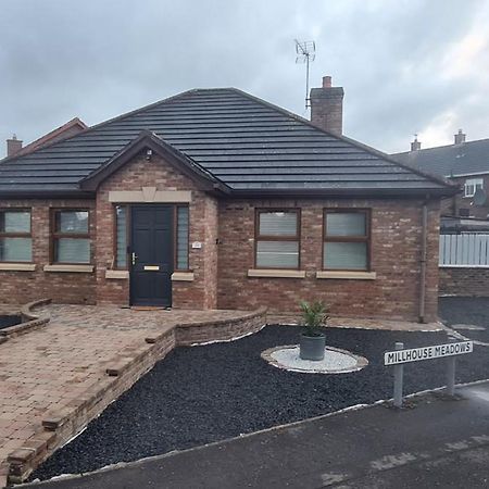 Millhouse Cottage A Luxury 3 Bed Bungalow Antrim Eksteriør bilde