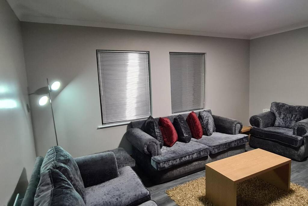 Millhouse Cottage A Luxury 3 Bed Bungalow Antrim Eksteriør bilde