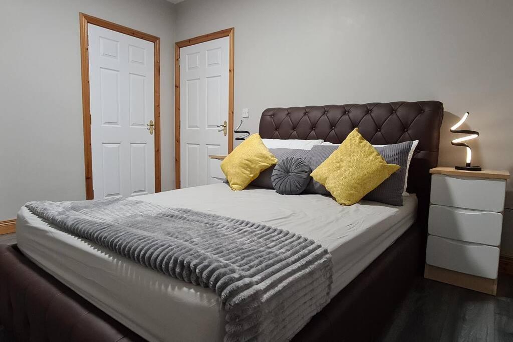 Millhouse Cottage A Luxury 3 Bed Bungalow Antrim Eksteriør bilde