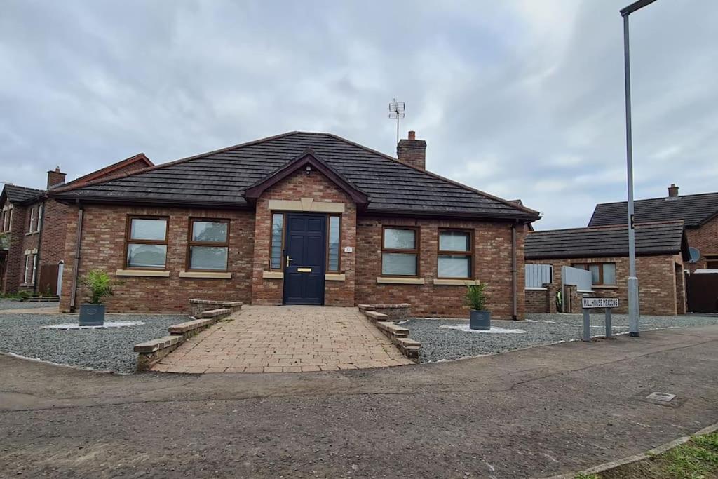 Millhouse Cottage A Luxury 3 Bed Bungalow Antrim Eksteriør bilde